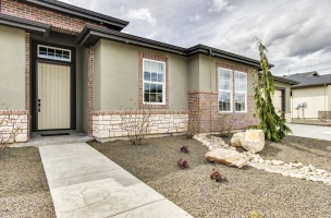 005_Front-Entry