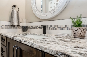 033_Bathroom-