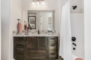 037_Bathroom-