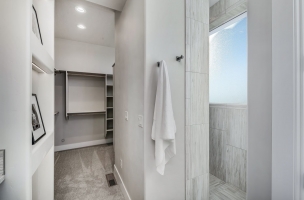 048_Bathroom-