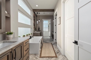 035-Master-Bathroom